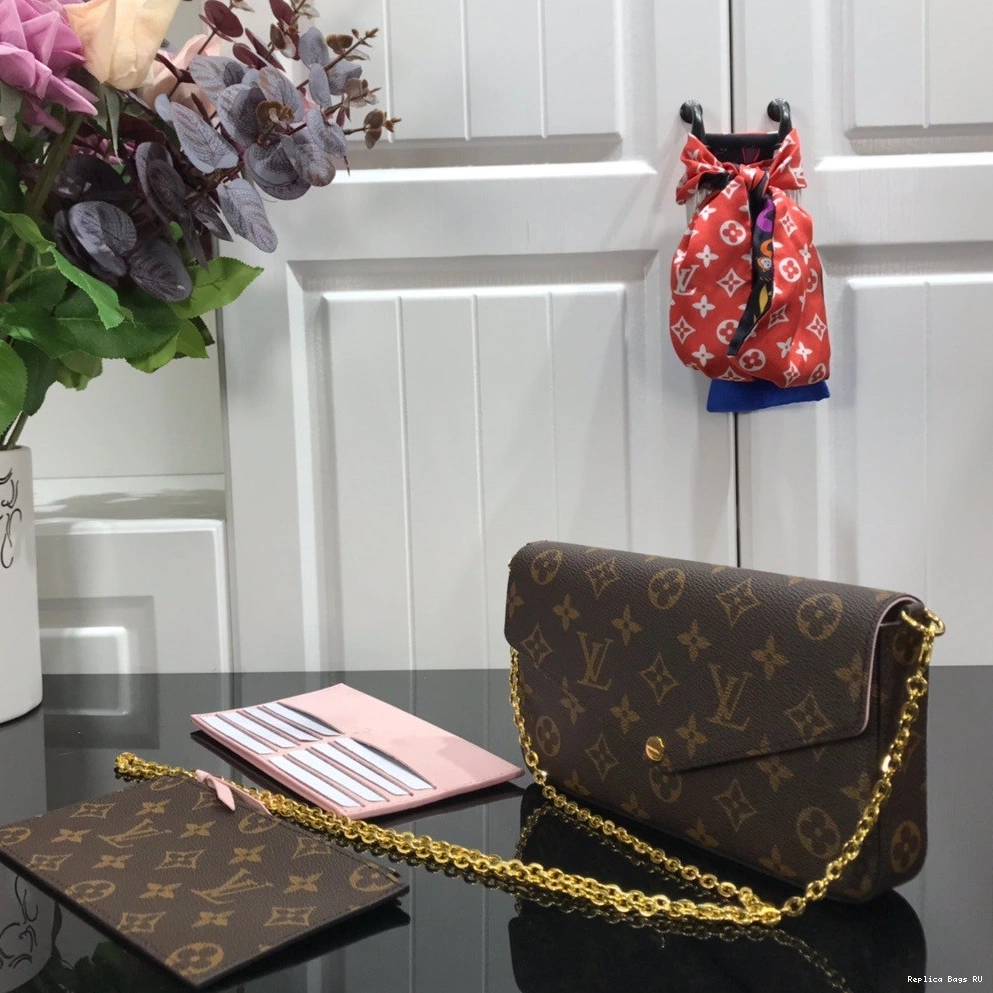 Cheap LOUIS POCHETTE FÉLICIE VUITTON 0822